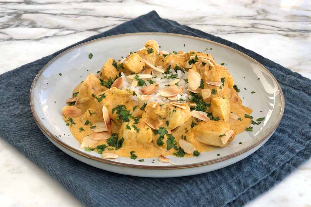 Poulet au pesto Rosso, lait de coco & riz basmati