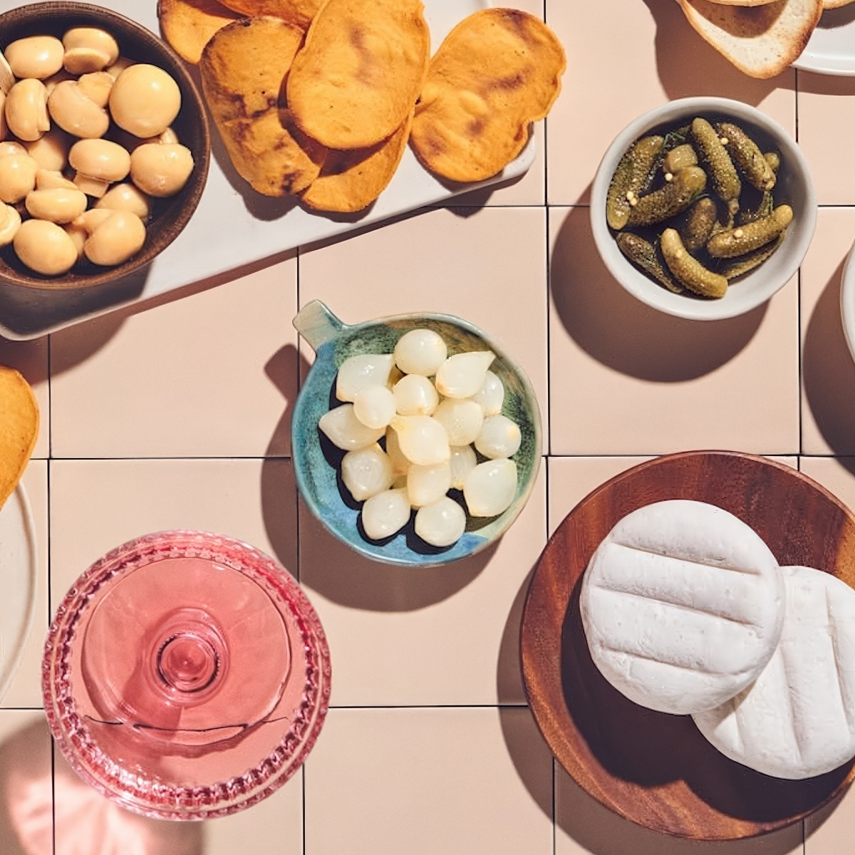 Petits  oignons au vinaigre de vin